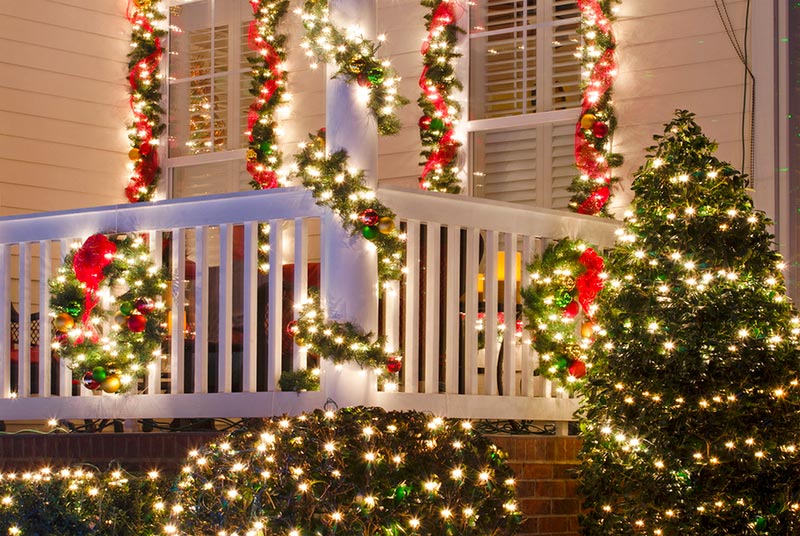 Christmas lights on house porch - Holiday-Activities In Vancouver WA